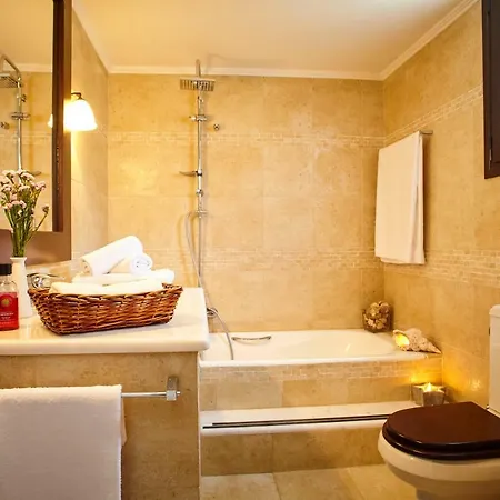 Unique La Vie Est Belle Pastida